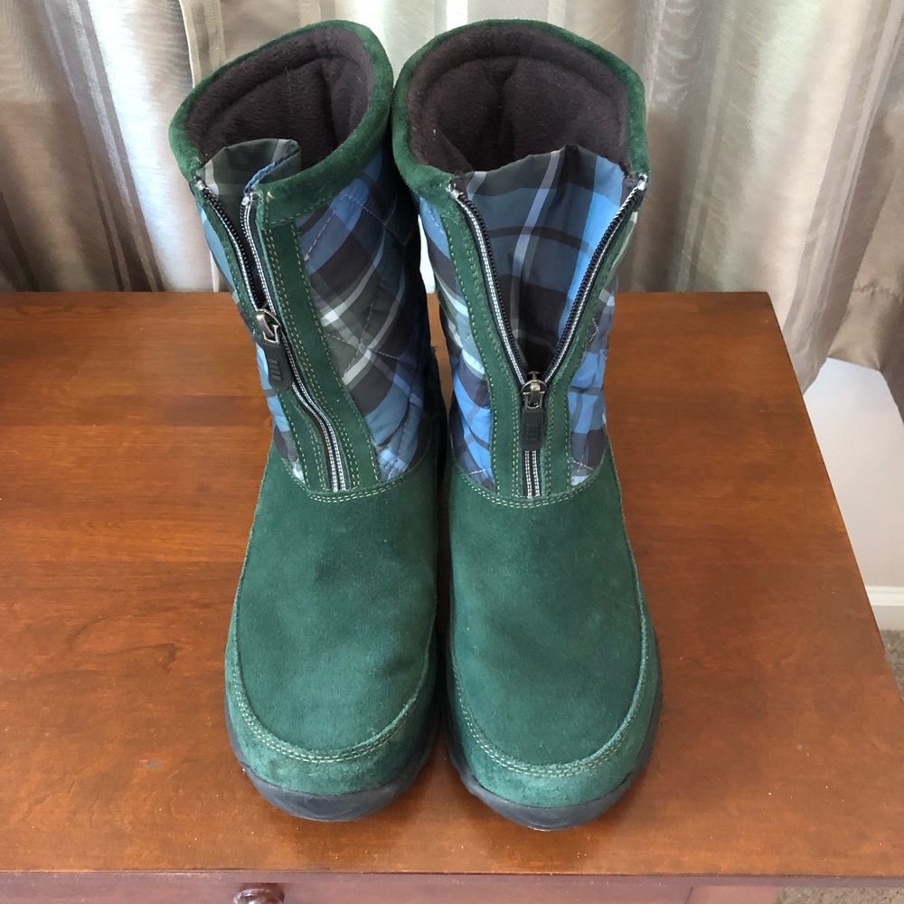 Lands’ End green suede and polyester plaid boots